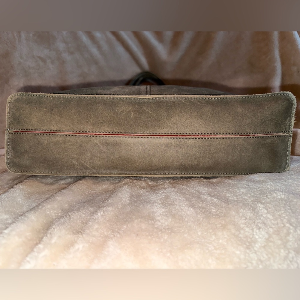 !HAMMITT Bundle! Oliver Leather Taupe Pewter Tote & Tony Small Pewter Crossbody - Picture 7 of 16